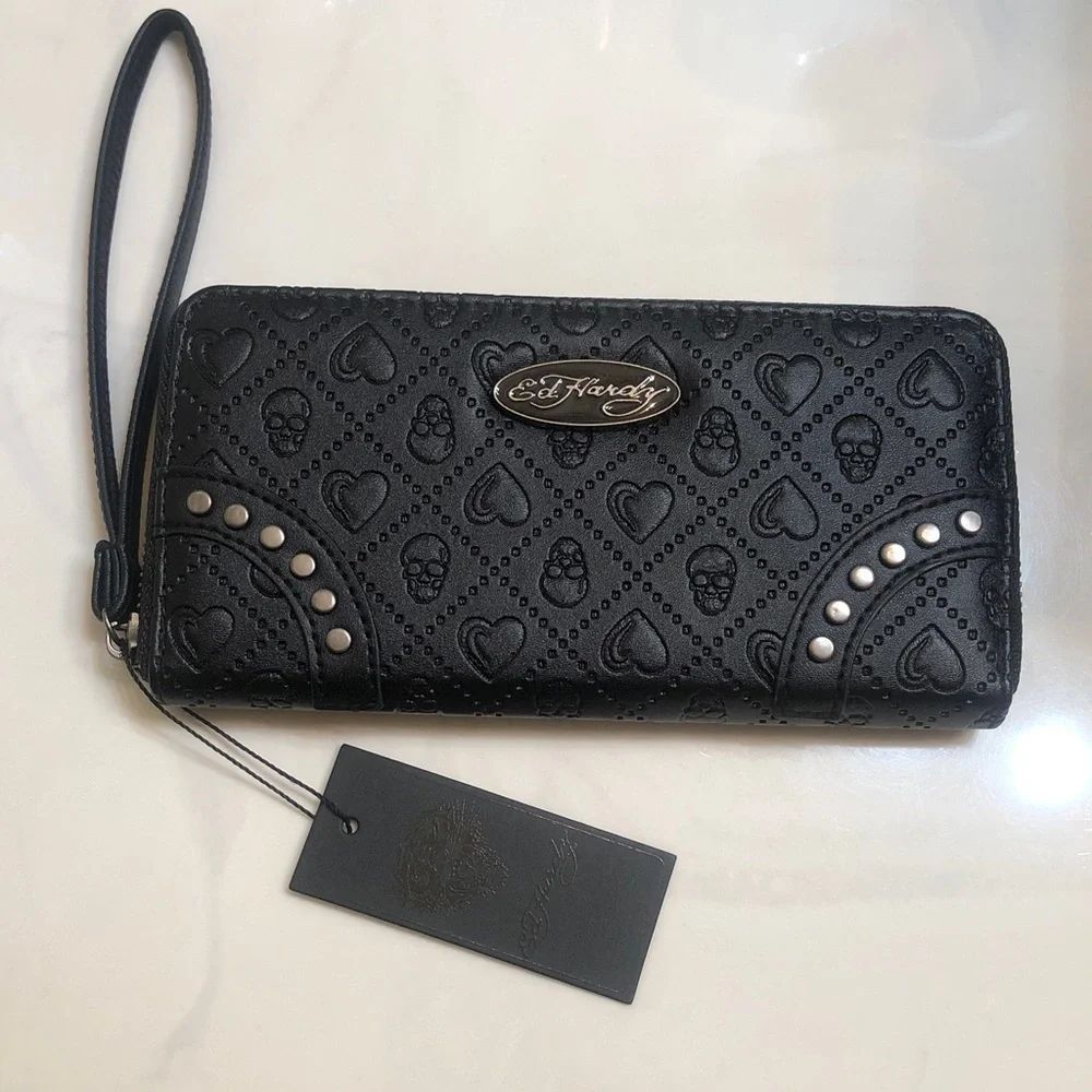 Ed Hardy Black Faux Leather ZA Wallet Embossed Skull & Heart Pattern NWT - Picture 2 of 16